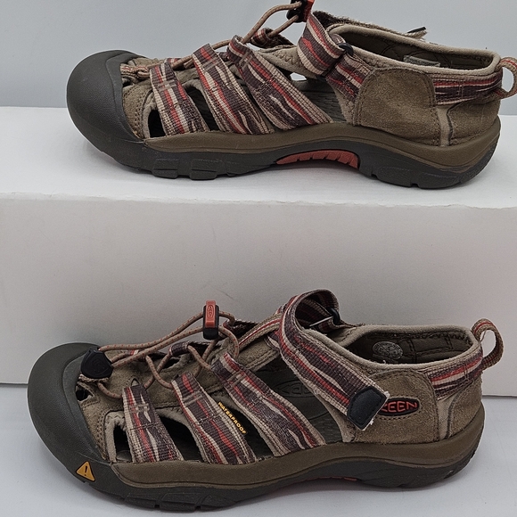 Keen Newport H2 hiking outdoor swimming sandals size 4 - Picture 12 of 14